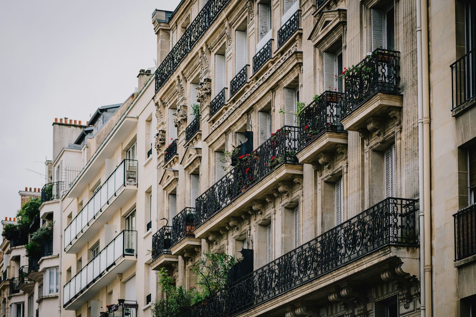 Façade haussmannienne parisienne